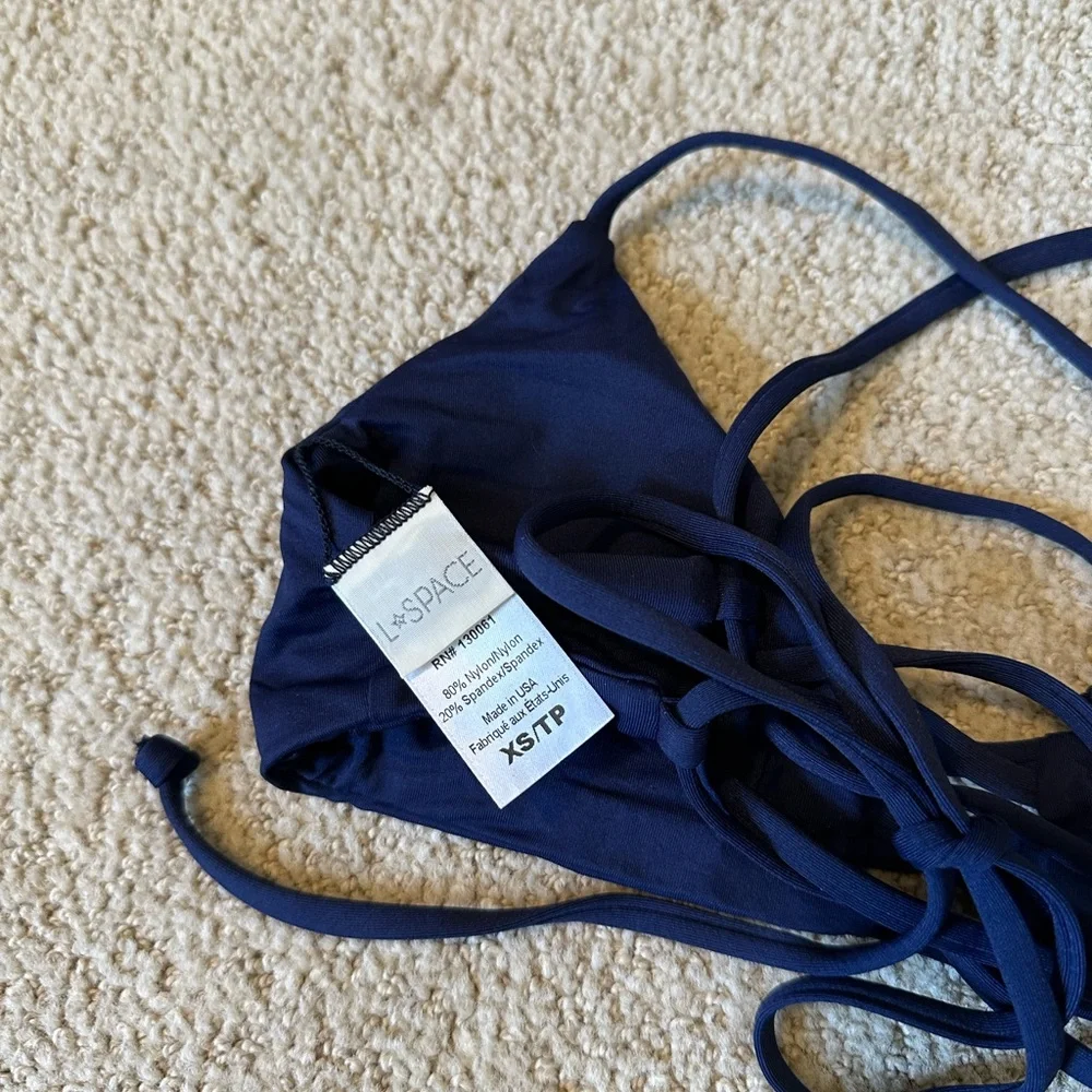 NWOT L*Space cutout front bikini top navy